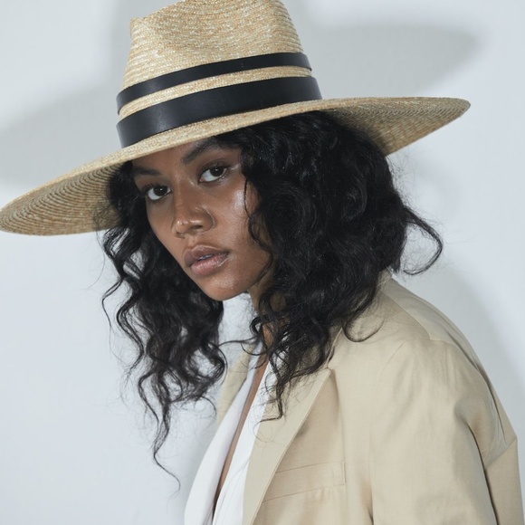 Janessa Leone Elyn Hat New With Tags  In Original Box Sz S - Picture 3 of 13